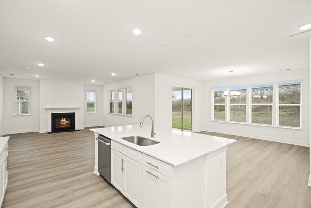 123 East Hill Street, Mount Juliet, TN 37122