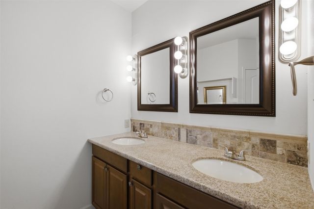 759 Riva Ridge RD, Leander, TX 78641