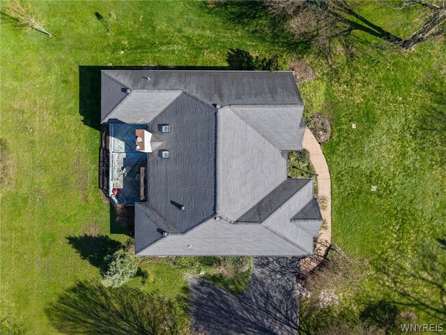 111 Dellwood Drive, Elma, NY 14059
