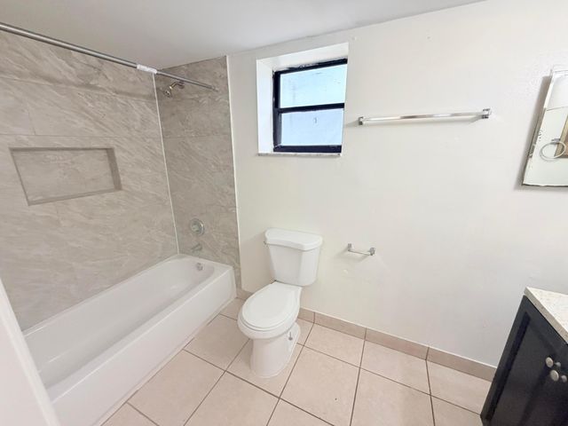 2000 N Congress Avenue 103, West Palm Beach, FL 33401