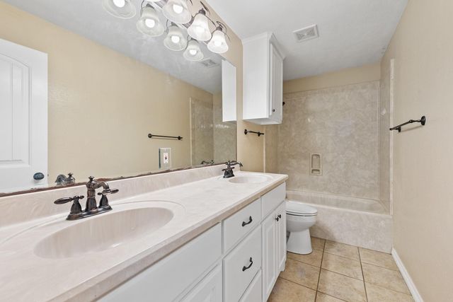 3807 Ransberg Court, College Station, TX 77845