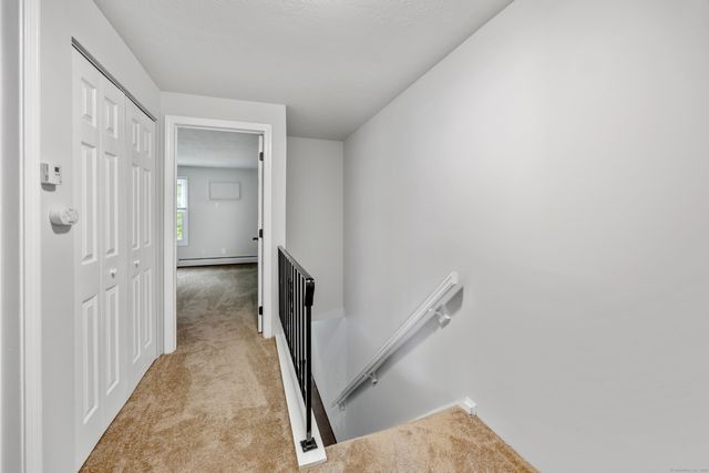 145 Harbor Pond Drive 9B, Meriden, CT 06450