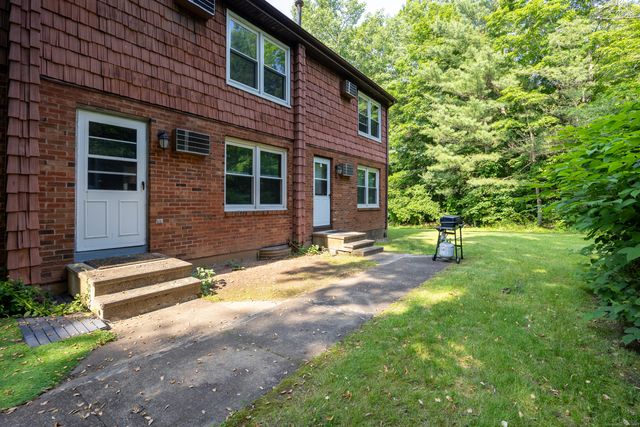 145 Harbor Pond Drive 9B, Meriden, CT 06450