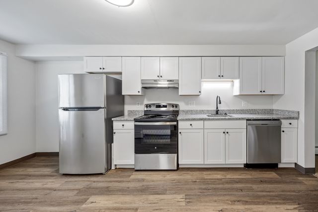 145 Harbor Pond Drive 9B, Meriden, CT 06450