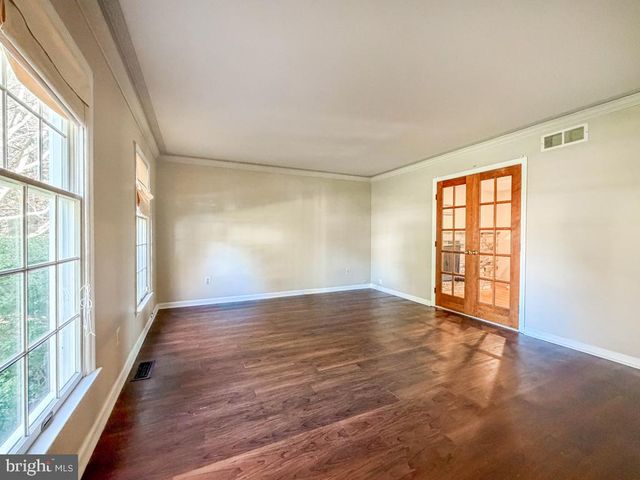 157 HARTFORD LN, Newtown, PA 18940