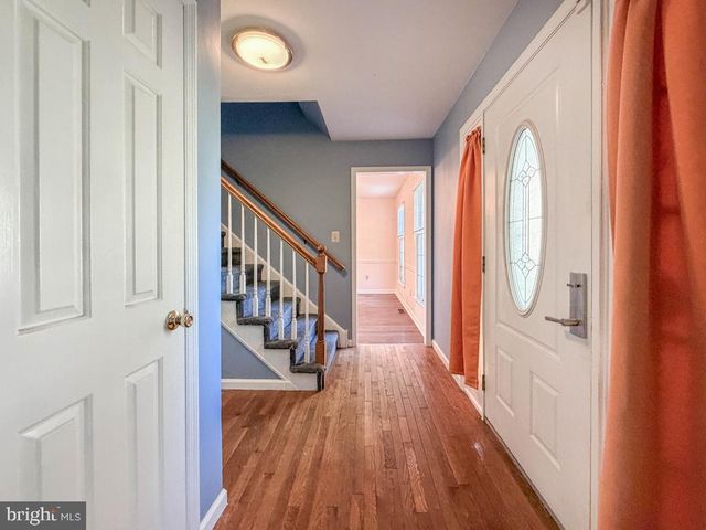 157 HARTFORD LN, Newtown, PA 18940