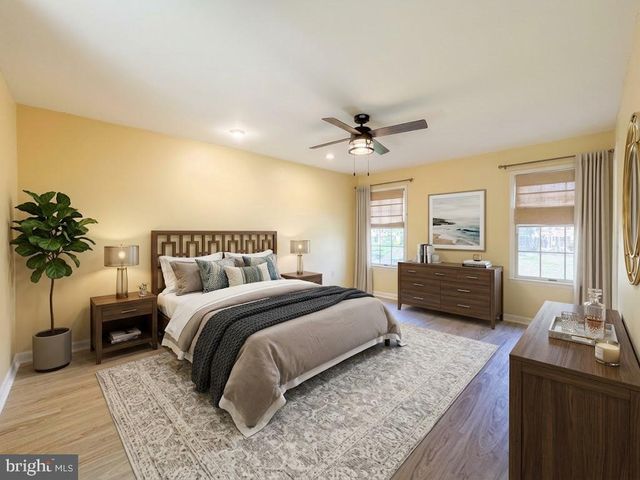 157 HARTFORD LN, Newtown, PA 18940