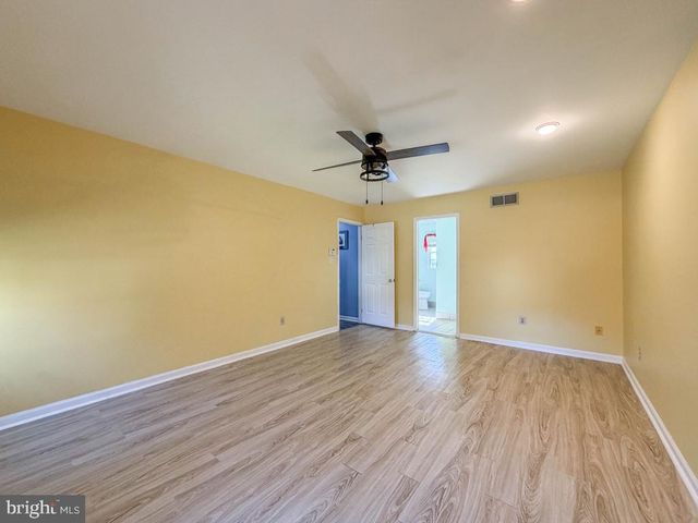 157 HARTFORD LN, Newtown, PA 18940