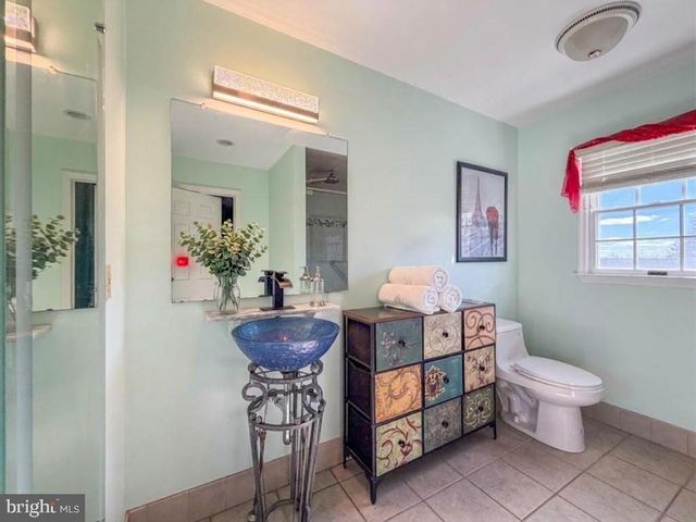 157 HARTFORD LN, Newtown, PA 18940