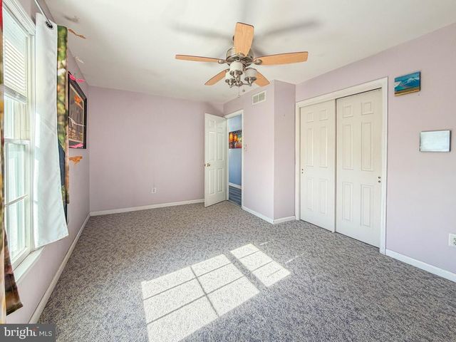 157 HARTFORD LN, Newtown, PA 18940