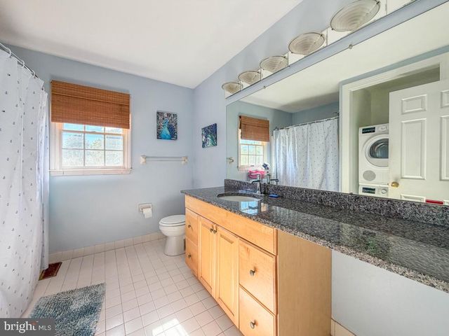 157 HARTFORD LN, Newtown, PA 18940