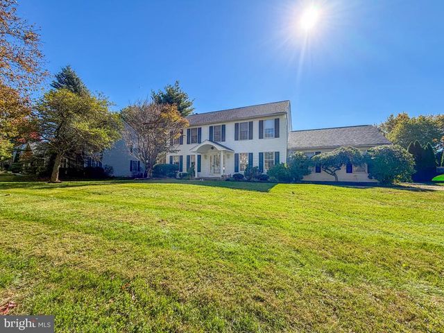 157 HARTFORD LN, Newtown, PA 18940