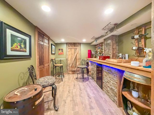 157 HARTFORD LN, Newtown, PA 18940