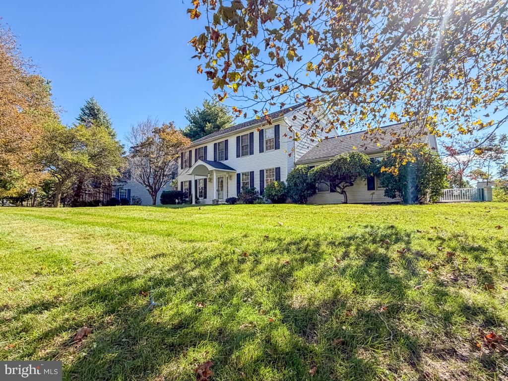 157 HARTFORD LN, NEWTOWN, PA 18940 — photo 4