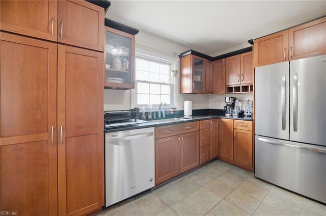 8455 Capeview AVE, Norfolk, VA 23503