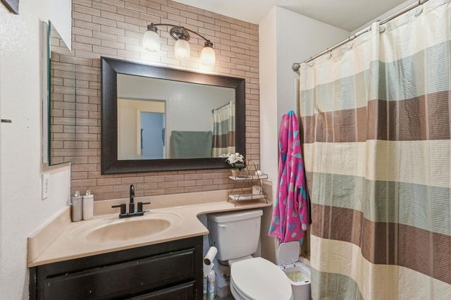 5421 Indian Ridge Ln, Salida, CA 95368