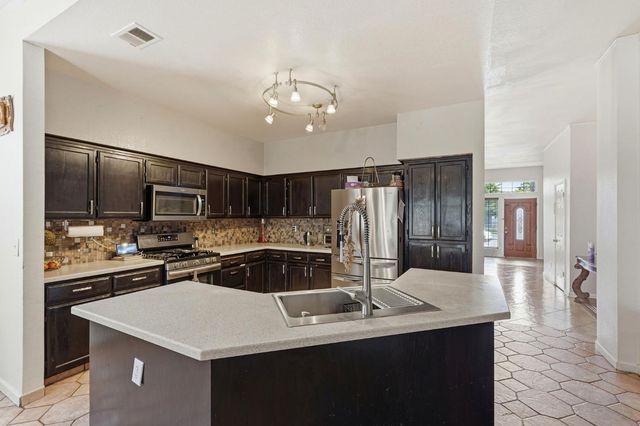 5421 Indian Ridge Ln, Salida, CA 95368