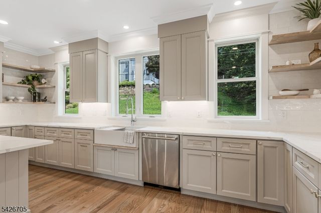 107 Chestnut Ave, Bernardsville Boro, NJ 07924