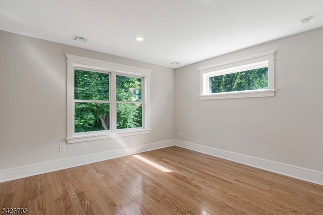 107 Chestnut Ave, Bernardsville Boro, NJ 07924