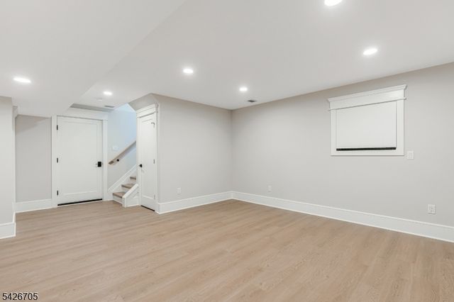 107 Chestnut Ave, Bernardsville Boro, NJ 07924