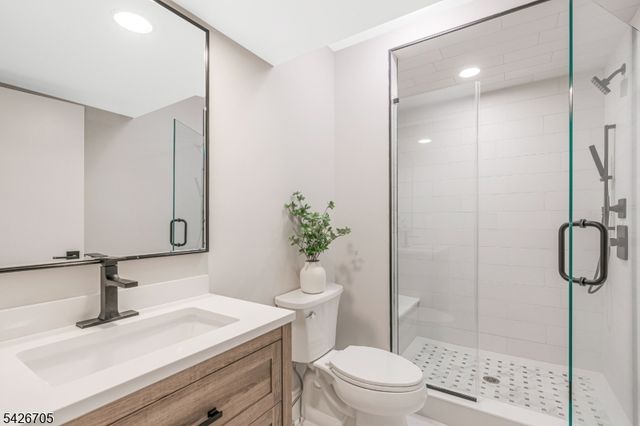 107 Chestnut Ave, Bernardsville Boro, NJ 07924