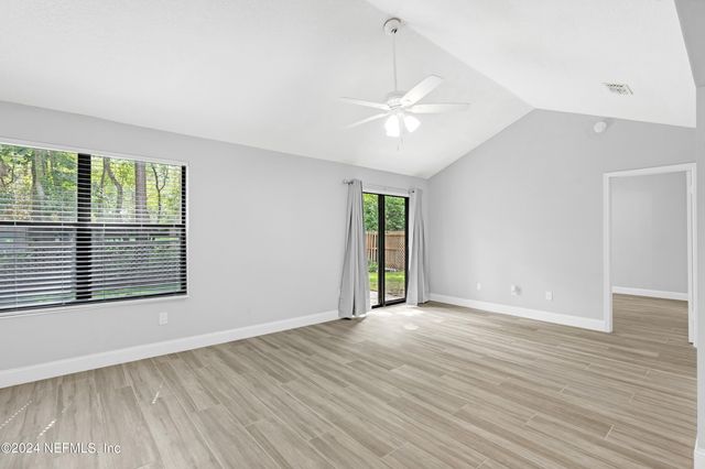 3912 ENGLISH COLONY Drive S, Jacksonville, FL 32257