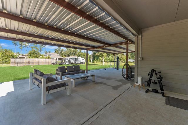 919 Republic Road, New Caney, TX 77357