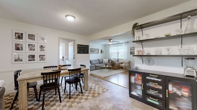 916 Turner Dr, Hartsville, TN 37074
