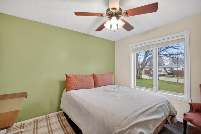 113 Shirley Avenue, Elk Run Heights, IA 50707