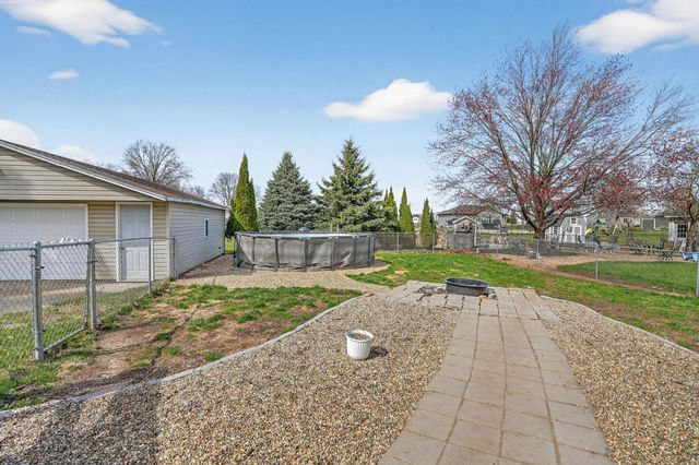 113 Shirley Avenue, Elk Run Heights, IA 50707