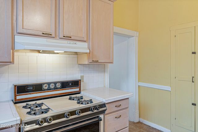 423 S 5th Avenue, Tucson, AZ 85701