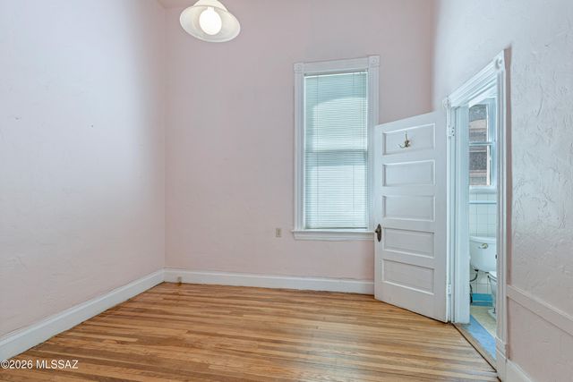 423 S 5th Avenue, Tucson, AZ 85701