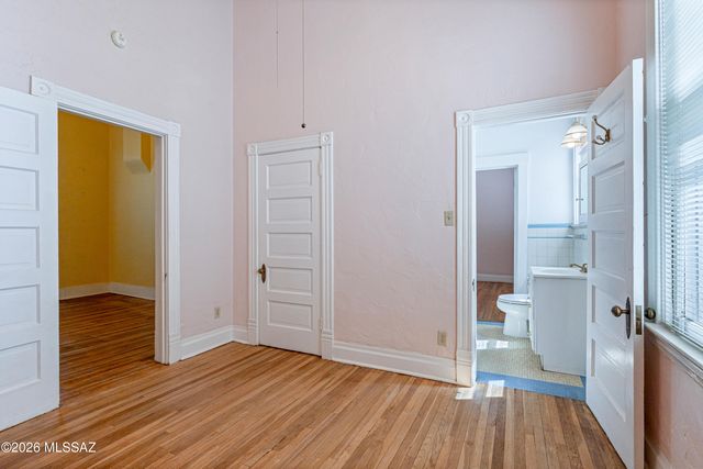 423 S 5th Avenue, Tucson, AZ 85701