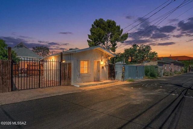 423 S 5th Avenue, Tucson, AZ 85701