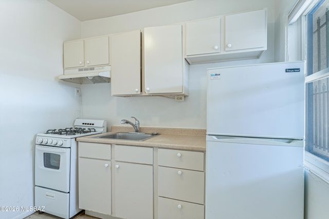 423 S 5th Avenue, Tucson, AZ 85701
