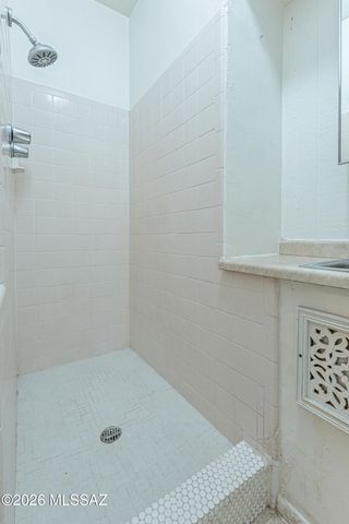 423 S 5th Avenue, Tucson, AZ 85701