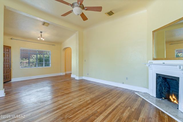 423 S 5th Avenue, Tucson, AZ 85701