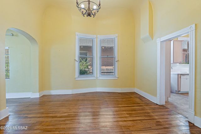423 S 5th Avenue, Tucson, AZ 85701