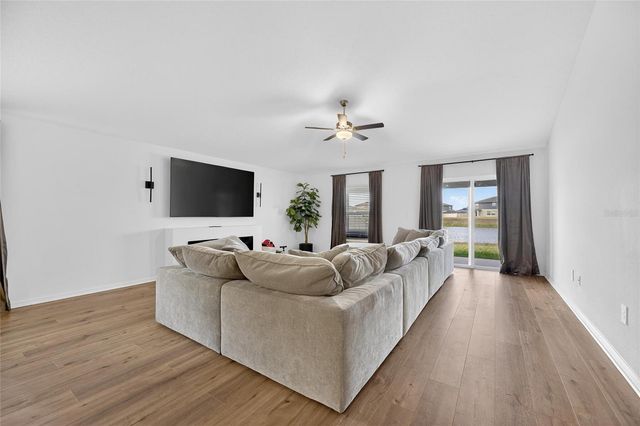 13054 VIOLET FLAME AVENUE, Wimauma, FL 33598