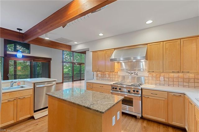701 Colony TRL, Lanexa, VA 23089