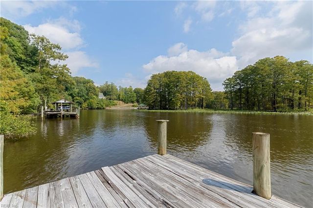 701 Colony TRL, Lanexa, VA 23089