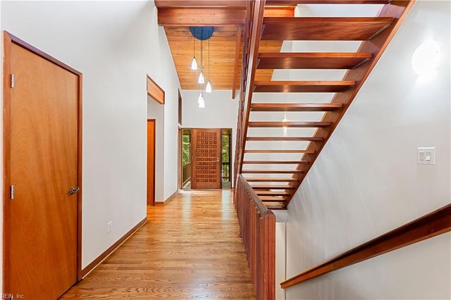 701 Colony TRL, Lanexa, VA 23089