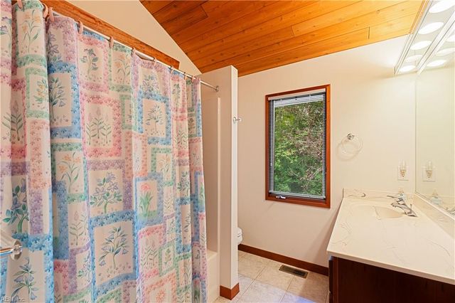 701 Colony TRL, Lanexa, VA 23089