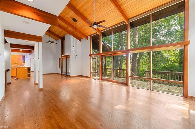 701 Colony TRL, Lanexa, VA 23089