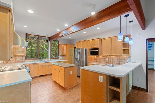 701 Colony TRL, Lanexa, VA 23089