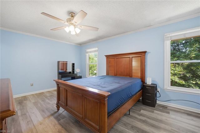 543 Biltmore DR, Virginia Beach, VA 23454