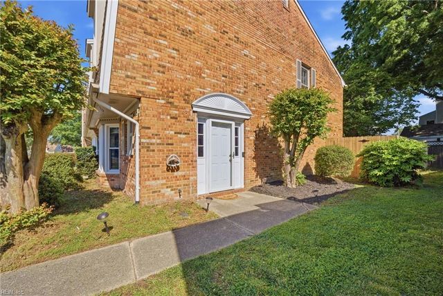 543 Biltmore DR, Virginia Beach, VA 23454
