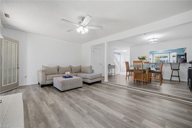 543 Biltmore DR, Virginia Beach, VA 23454