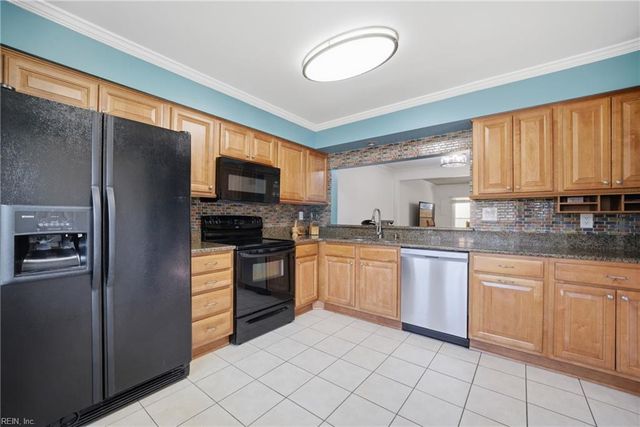 543 Biltmore DR, Virginia Beach, VA 23454
