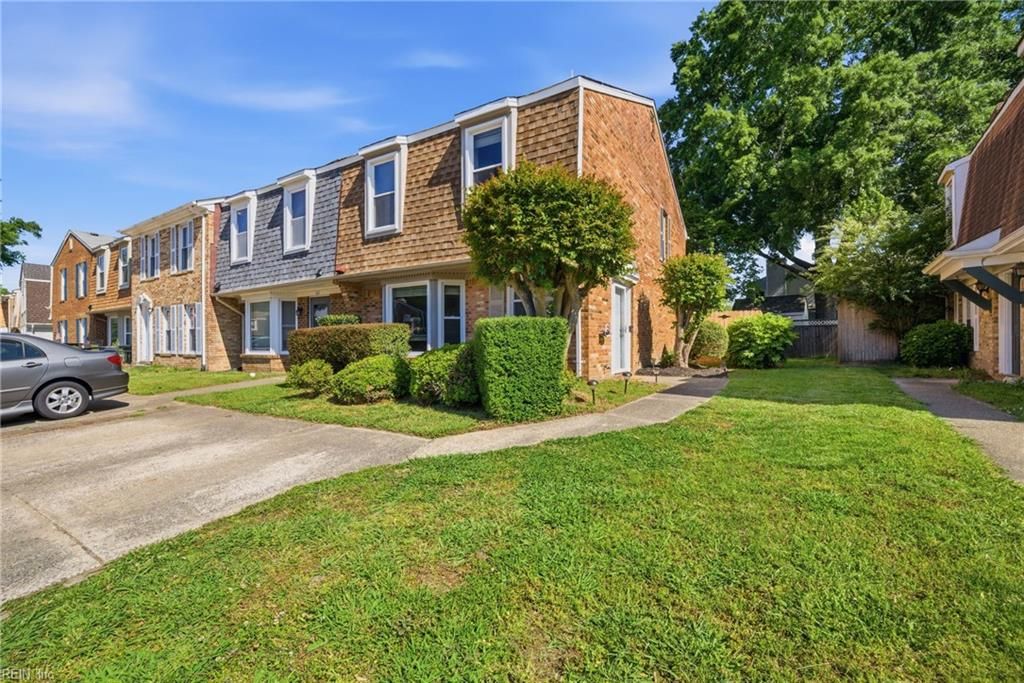 543 Biltmore DR, Virginia Beach, VA 23454